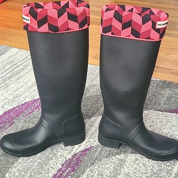 Hunter Rain Boots with Boot Insert - Picture 2 of 4